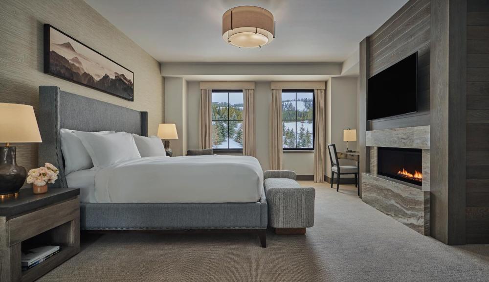 Peak Four Bedroom Grand Residence interior